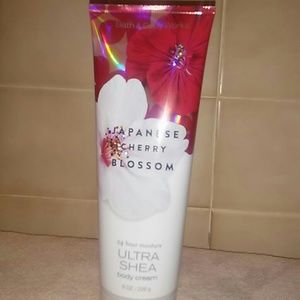 Bath&Body works Ultra Shea Body Cream. Jap.Cherry.